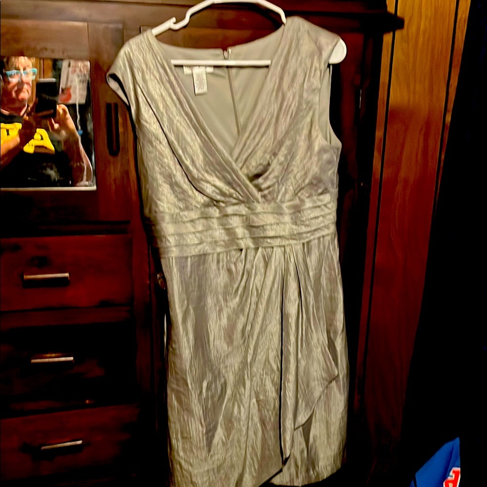 London Style Gold Pleated Ruched Sheath Dress